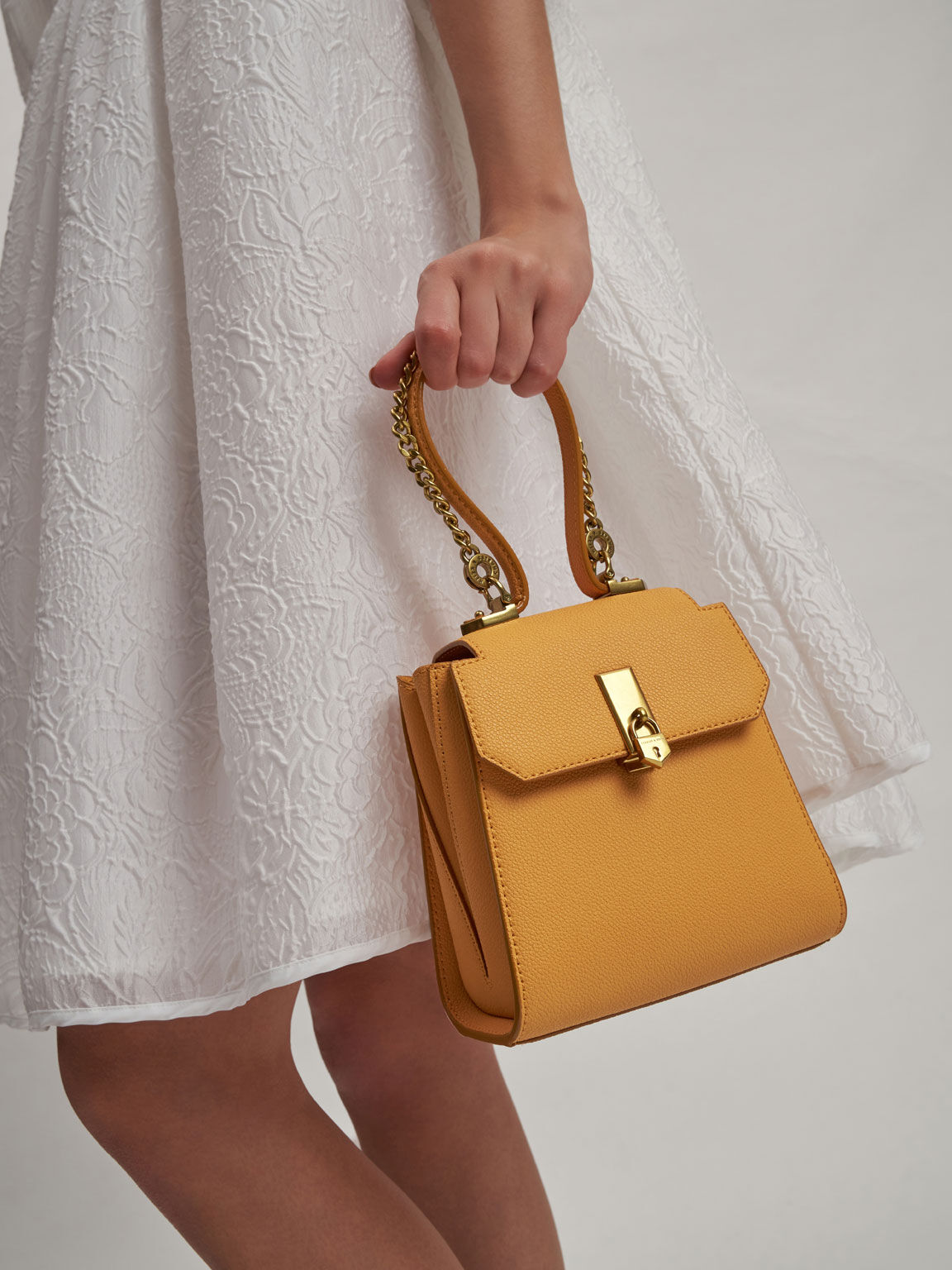 Locket Chain-Link Trapeze Bag, Mustard, hi-res
