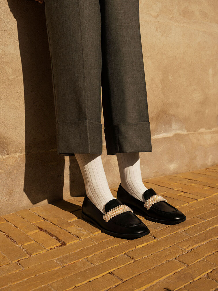 حذاء لوفر مع مقدمة مربعة مزينة باللؤلؤ, أسود, hi-res