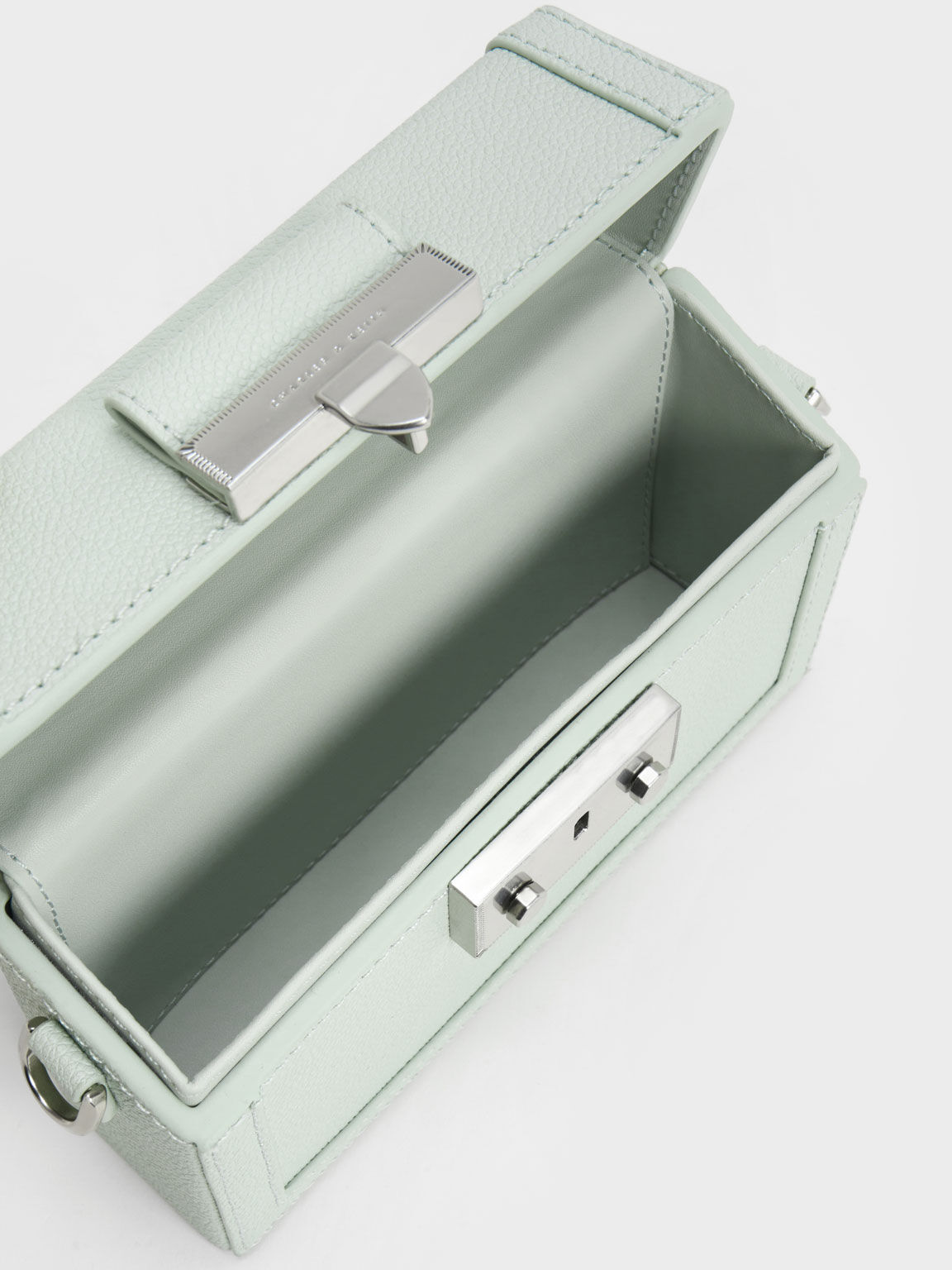 Chain Strap Boxy Bag, Light Green, hi-res
