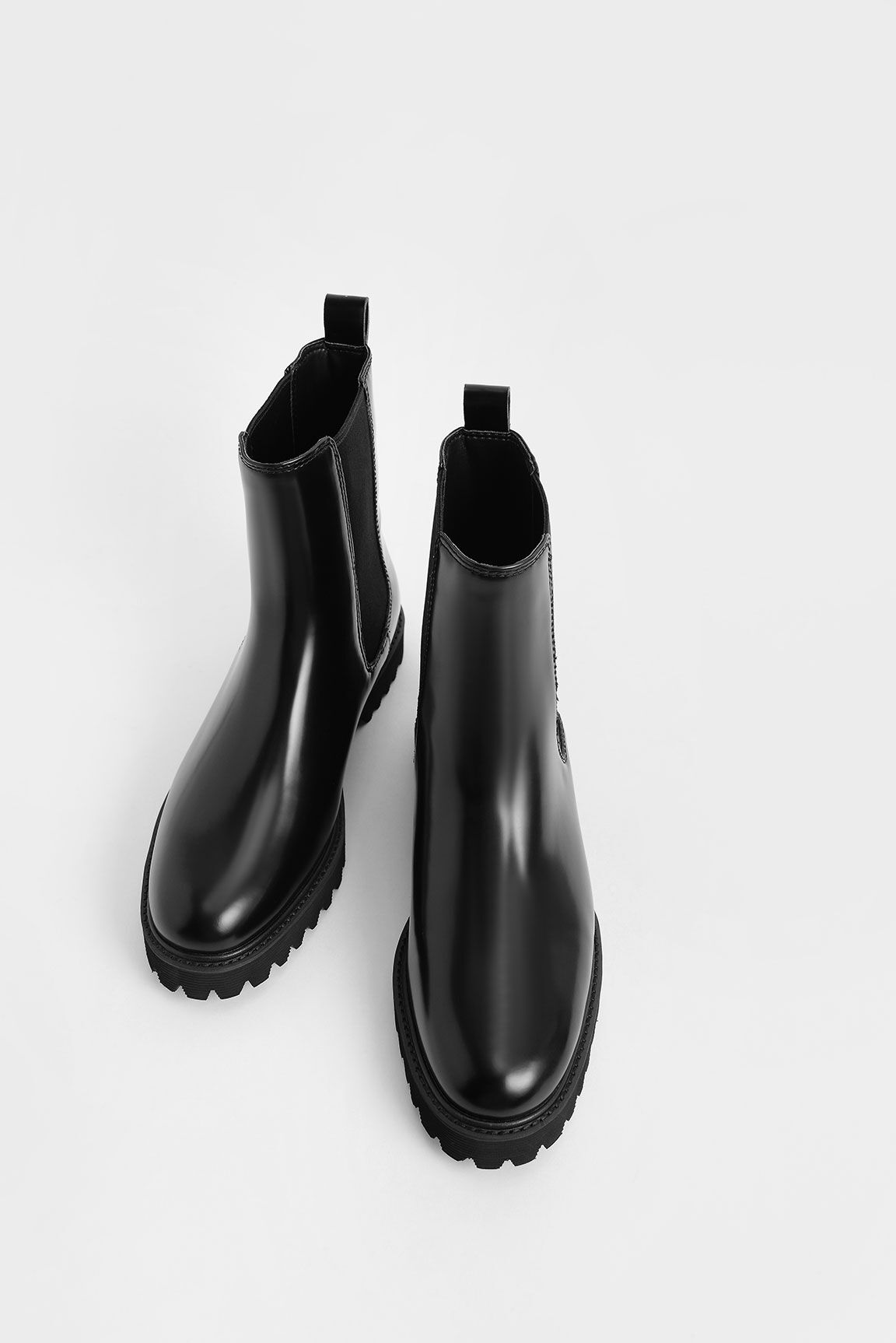 Cleated sole chelsea boots shop