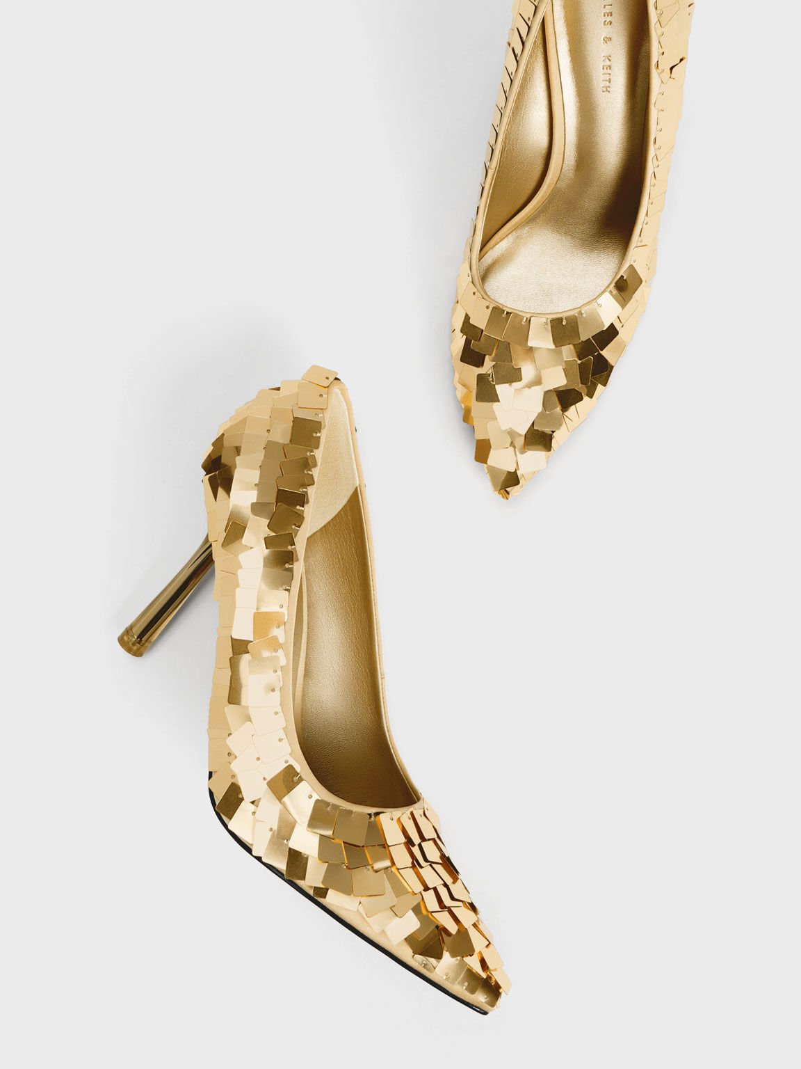 Gold pumps heels cheap