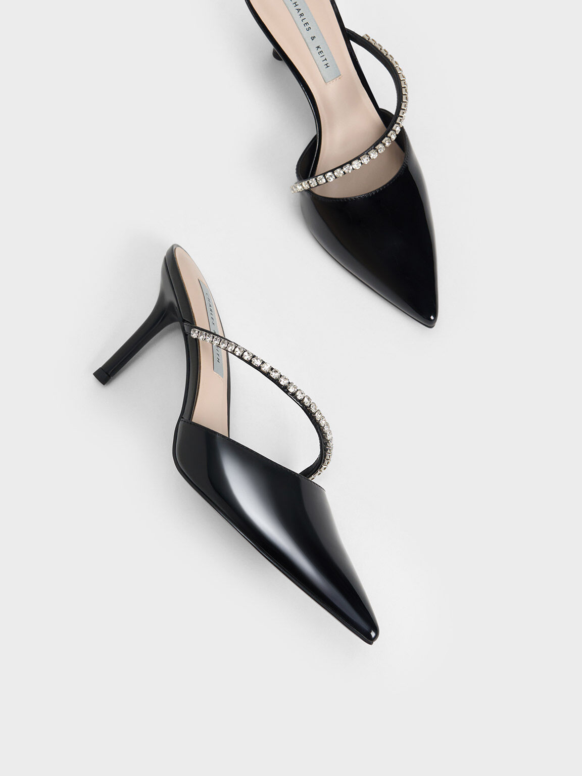 ميول مفتوح من الخلف ومرصع بالأحجار, Black Patent, hi-res