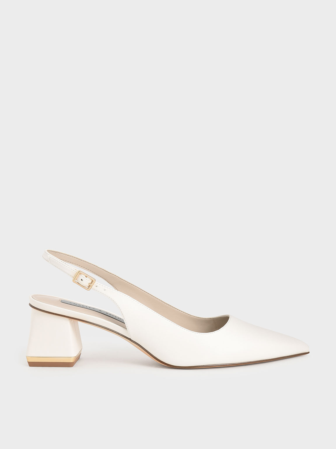 Cream court online shoes low heel
