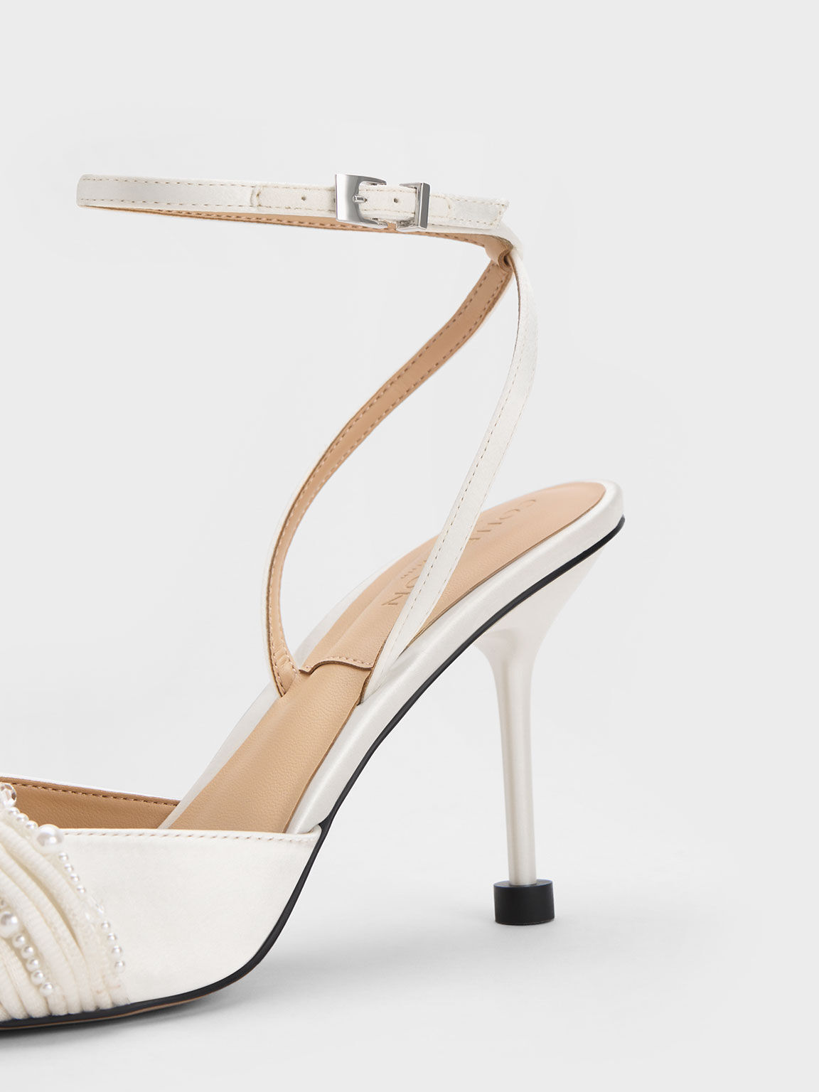 White ankle pumps cheap