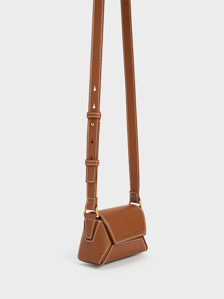 حقيبة ميني نسرين بتصميم هندسي, شوكولاتة, hi-res