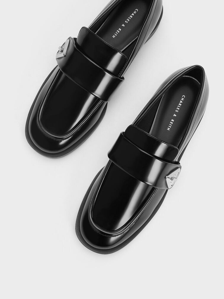 حذاء لوفرس بتفاصيل معدنية ترايس, Black Box, hi-res