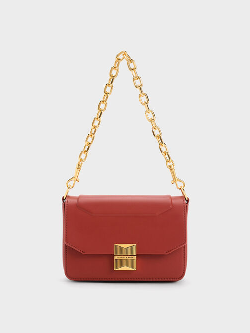 حقيبة كاليندا مربعة مع حلية معدنية, احمر غامق, hi-res