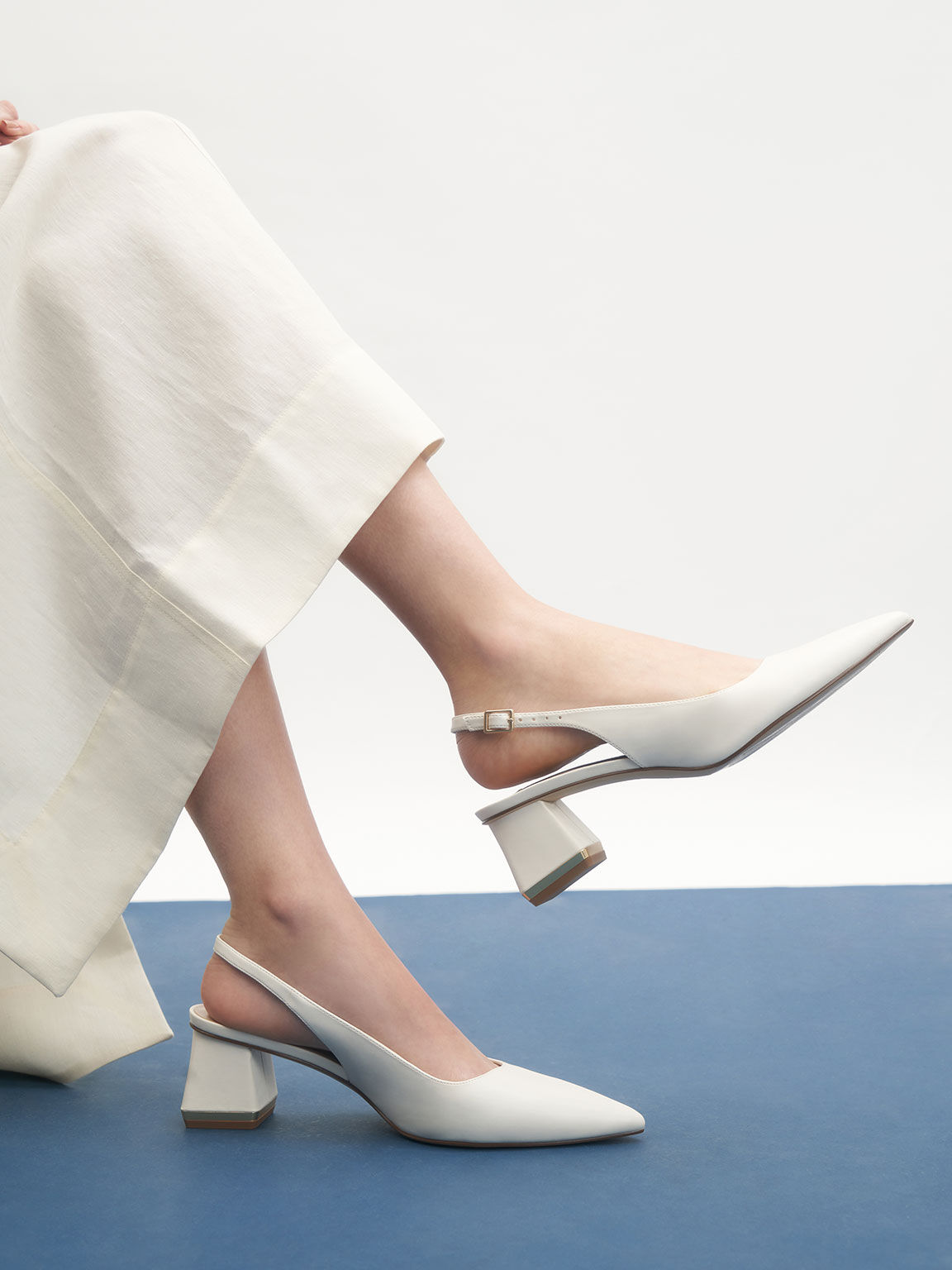 Slingback court shoe hotsell