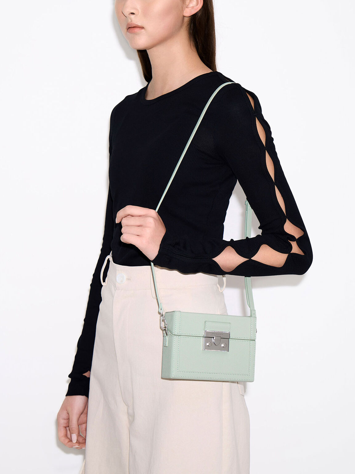 Chain Strap Boxy Bag, Light Green, hi-res