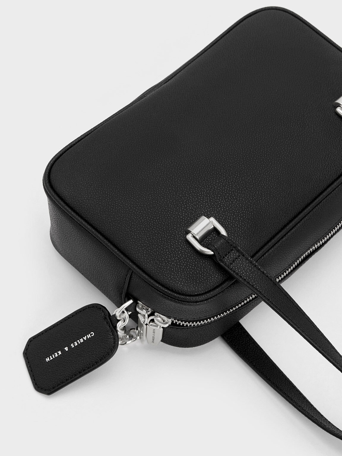 Avis Boxy Shoulder Bag, Black, hi-res
