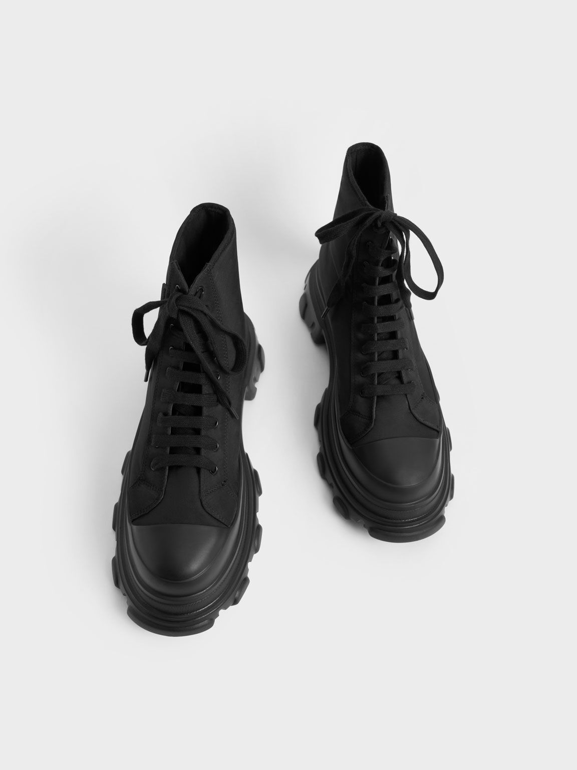 حذاء رياضي نايلون برقبة عالية, أسود, hi-res