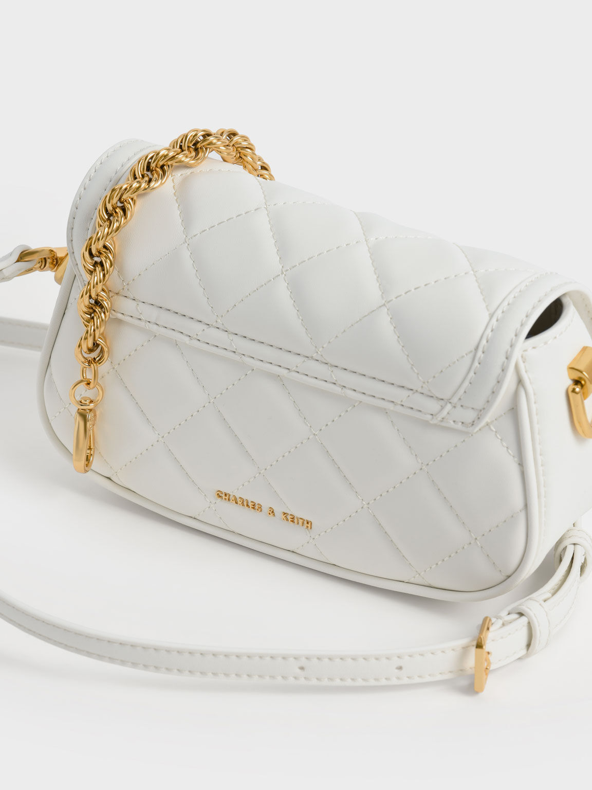 Este Chain Handle Bag, White, hi-res
