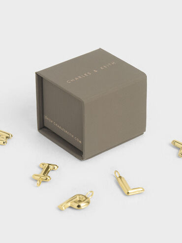 Alphabet 'D' Charm, Gold, hi-res