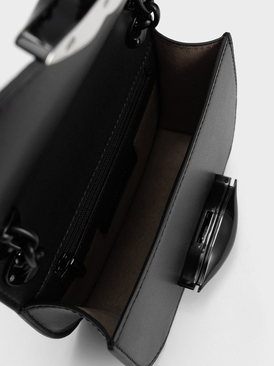 حقيبة صغيرة على شكل شفاه, أسود, hi-res