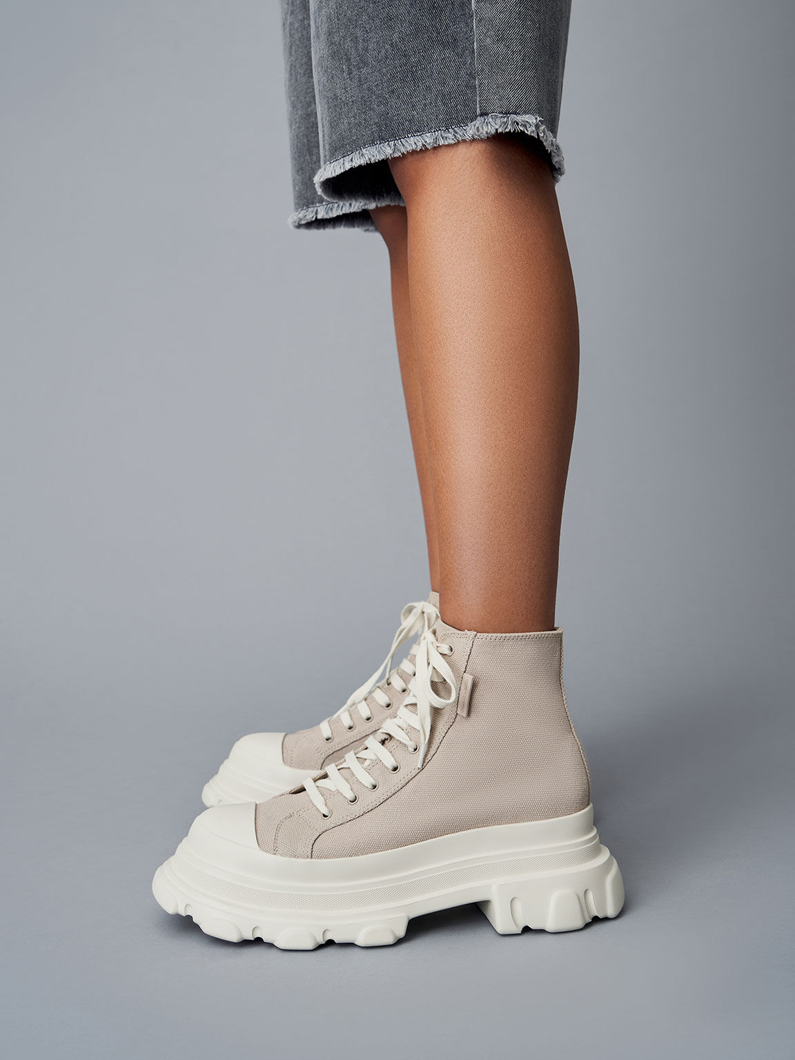 Chunky high tops best sale