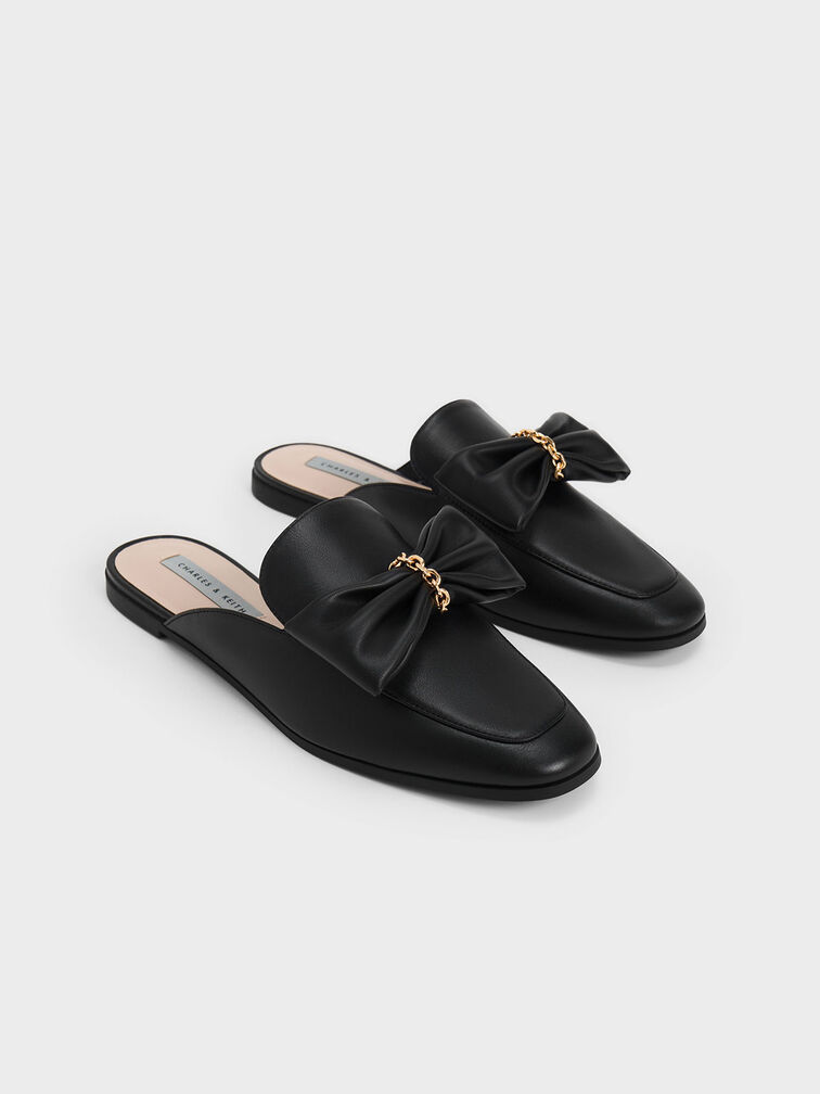 حذاء ميول لوفر مع فيونكة مزينة بسلسلة, أسود, hi-res