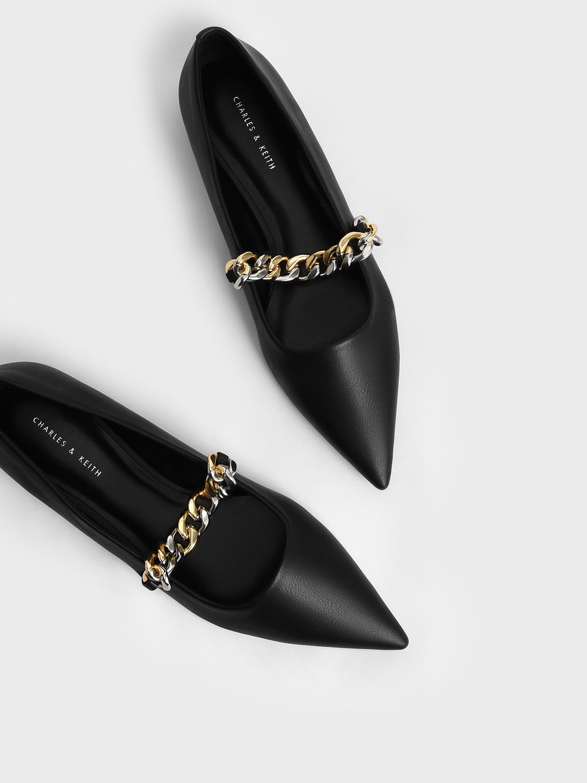 Black best sale chunky flats