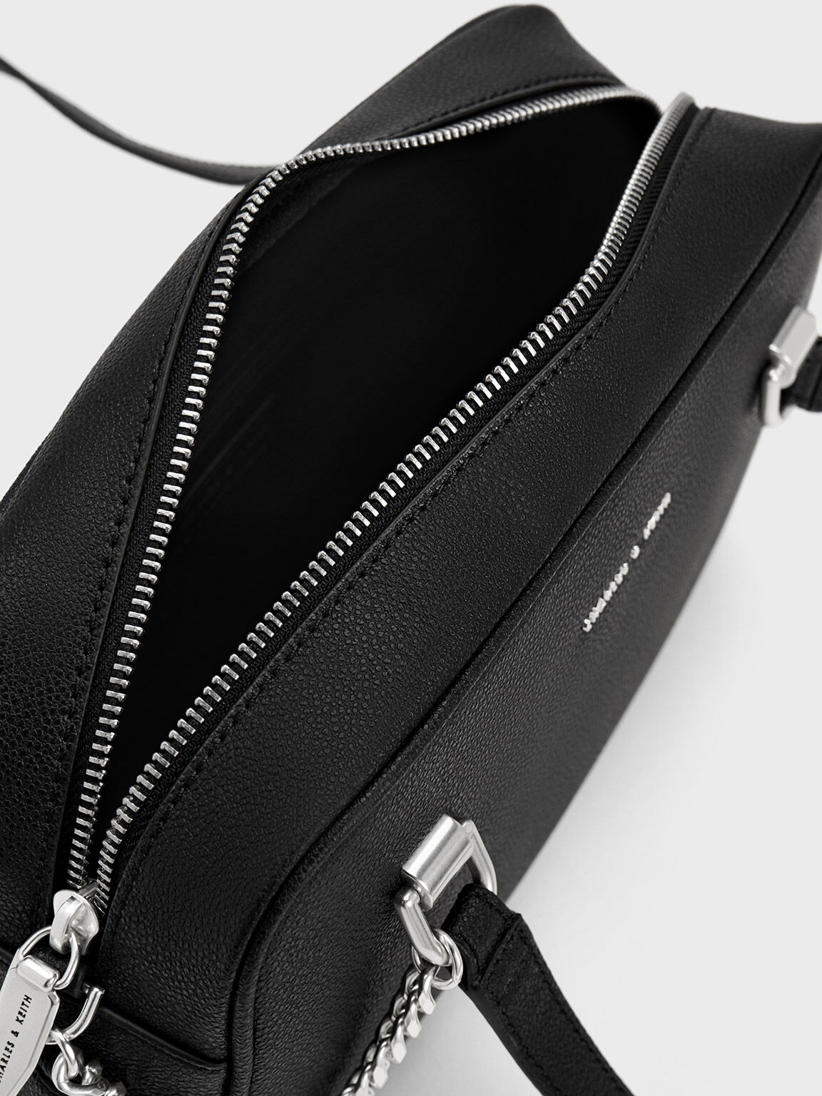 Avis Boxy Shoulder Bag, Black, hi-res