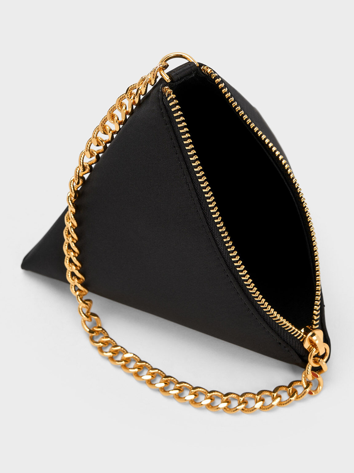 Pyramid clutch deals