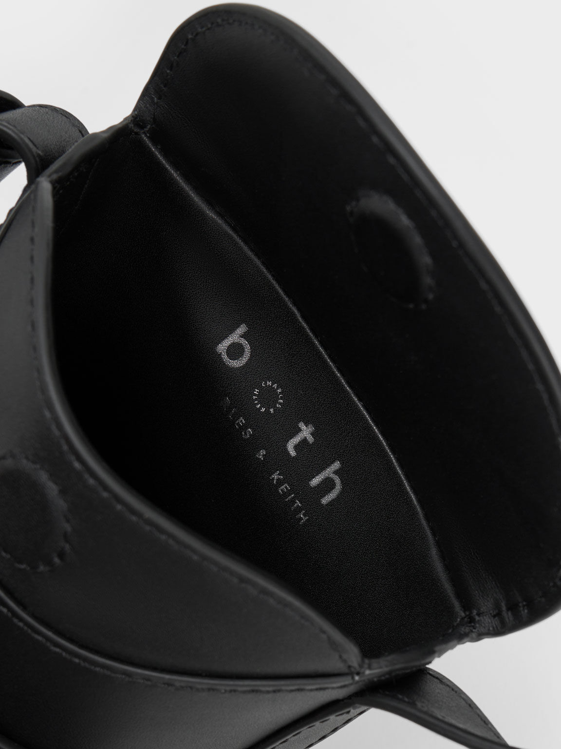 Jules Leather Belted Bucket Bag, Black, hi-res