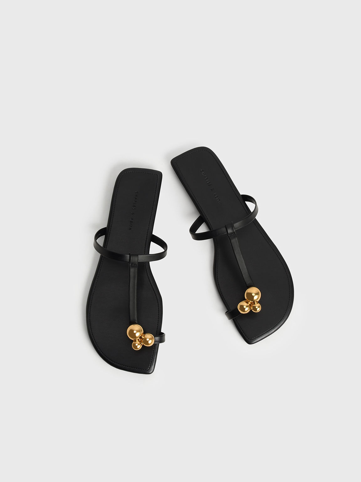 Embellished toe ring sandals store