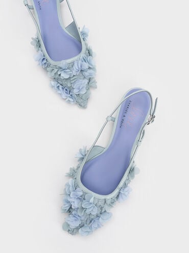 حذاء مسطح بحزام خلفي ونقشات زهور, أزرق فاتح, hi-res