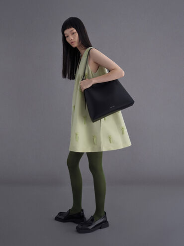 حقيبة هوبو "هيرثا" ترابيز مرنة, أسود كلاسيكي, hi-res