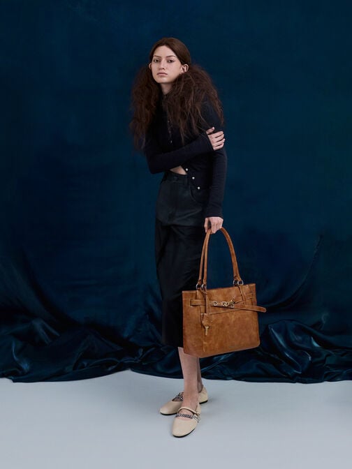 حقيبة دلفينا بحزام, Distressed Tan, hi-res