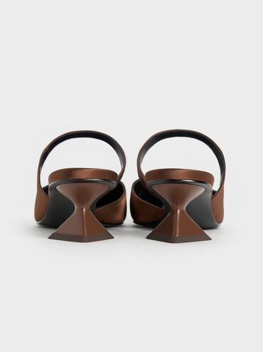 حذاء أنيق بكعب مبتكر وتصميم جانبي غير متناظر, بني داكن, hi-res