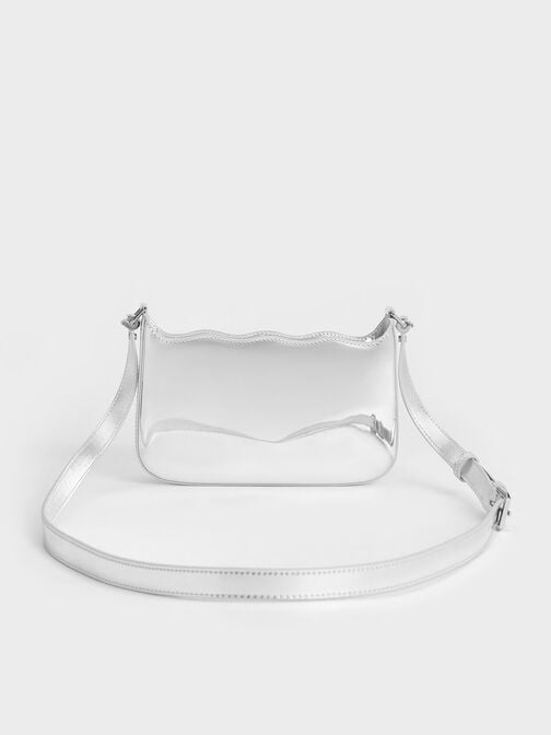 حقيبة كتف بتصميم مموج ومظهر معدني ومقبض مضفر مزين بسلسلة, فضي, hi-res
