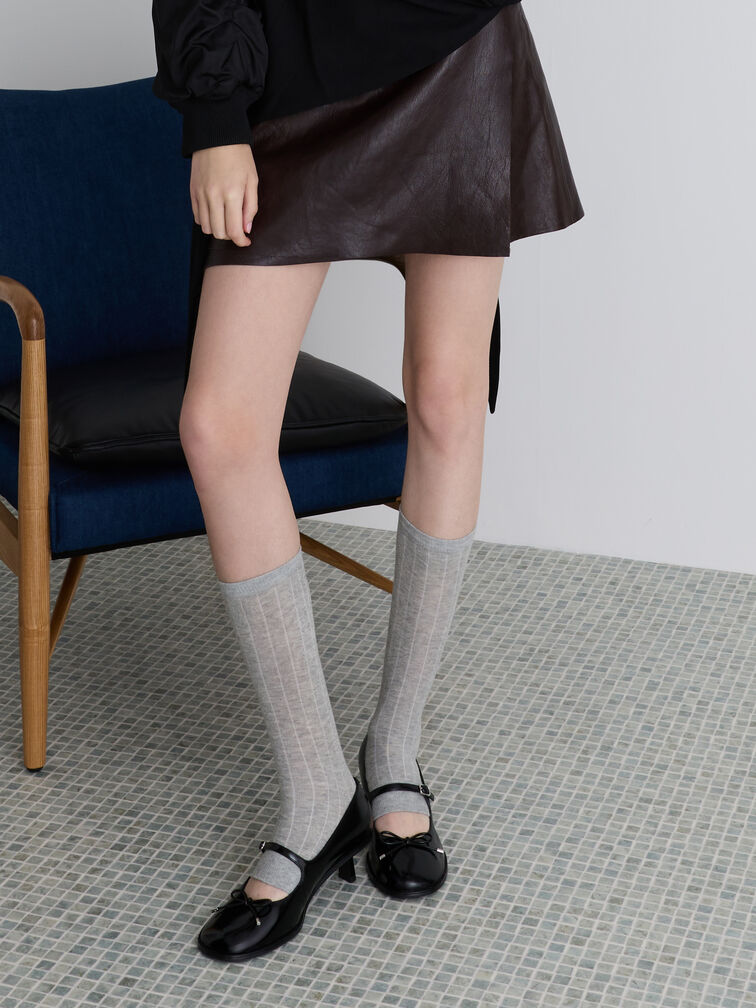 حذاء ويندي ماري جاين (بامبس) بكعب صغير وفيونكة أنيقة عند الأصابع, صندوق أسود, hi-res