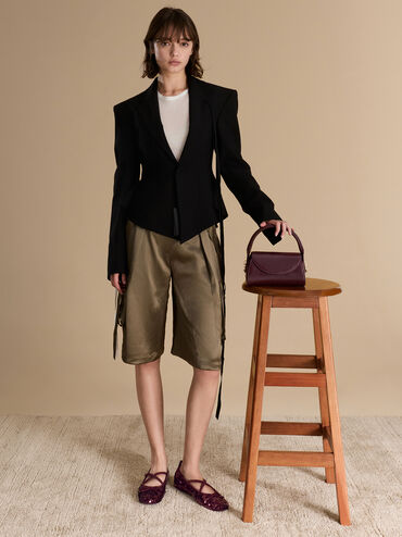 حقيبة كايلا بمقبض علوي وغطاء أمامي أنيق, أحمر توتي فاخر, hi-res