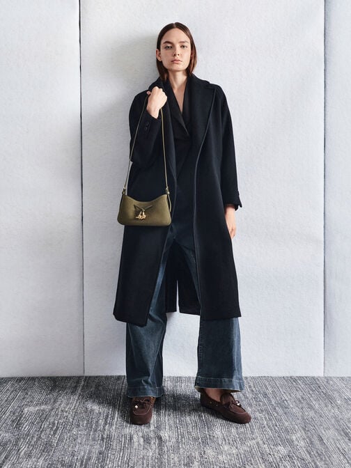 حقيبة كتف ميلا من الجلد السويدي الصناعي المعاد تدويره, زيتي غامق, hi-res