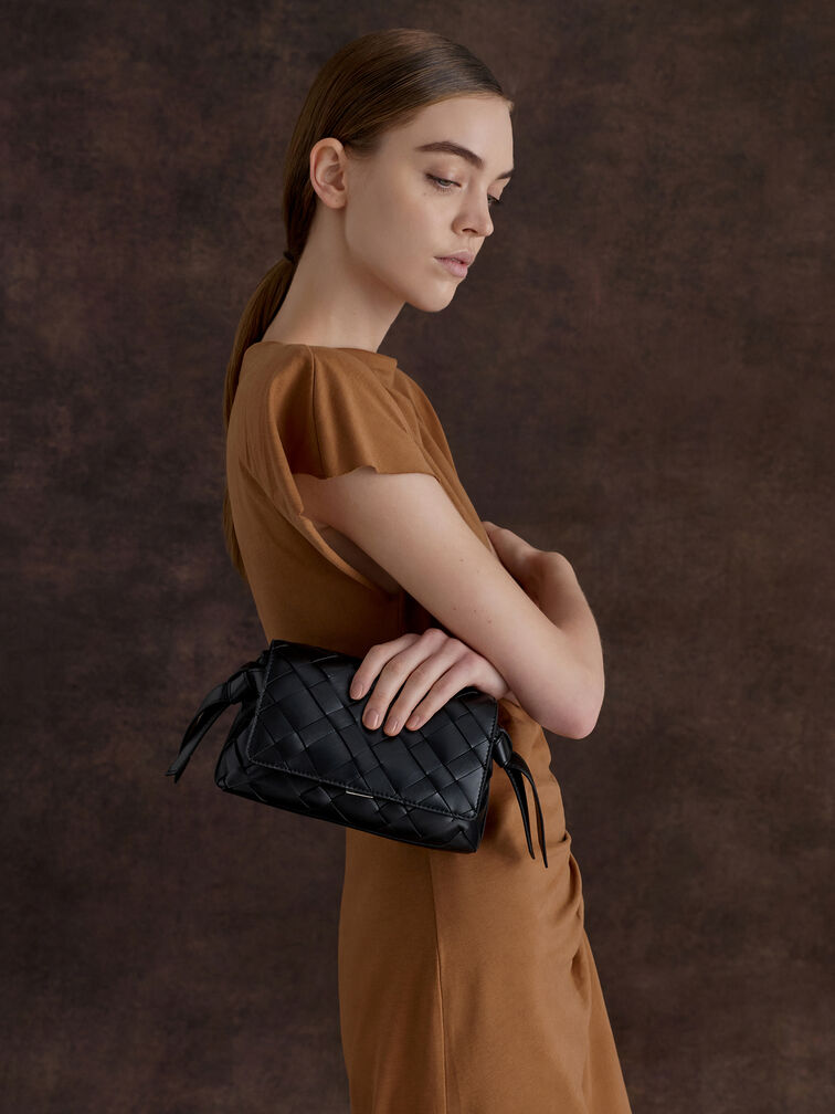 شنطة كروس إيفيت بنقشة منسوجة, أسود كلاسيكي, hi-res