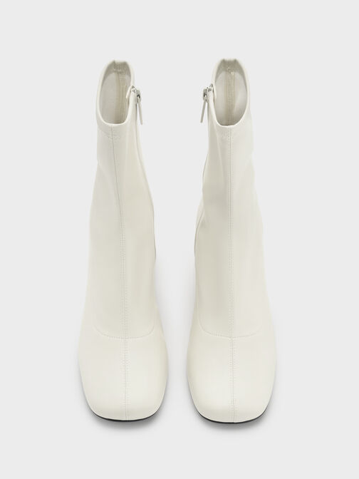 حذاء برقبة بوتس جولي بكعب عالٍ بلمسة معدنية ومائل, أبيض طباشيري, hi-res