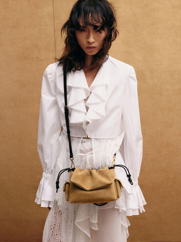 شنطة يد كاي شامواه معاد تدويره بغطاء مزموم وجيب جانبي, رملي ذهبي هاديء, hi-res