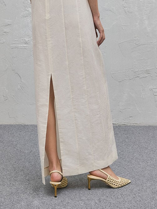 حذاء مرصع بمقدمة مدببة وكعب كيتن وتصميم سلينجباك مكشوف الظهر مزين بفتحات, كريم, hi-res