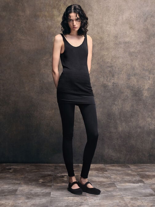 حذاء ماري جينز بتصميم مميز مزين بتشارمز ورود بولي, أسود خشن, hi-res