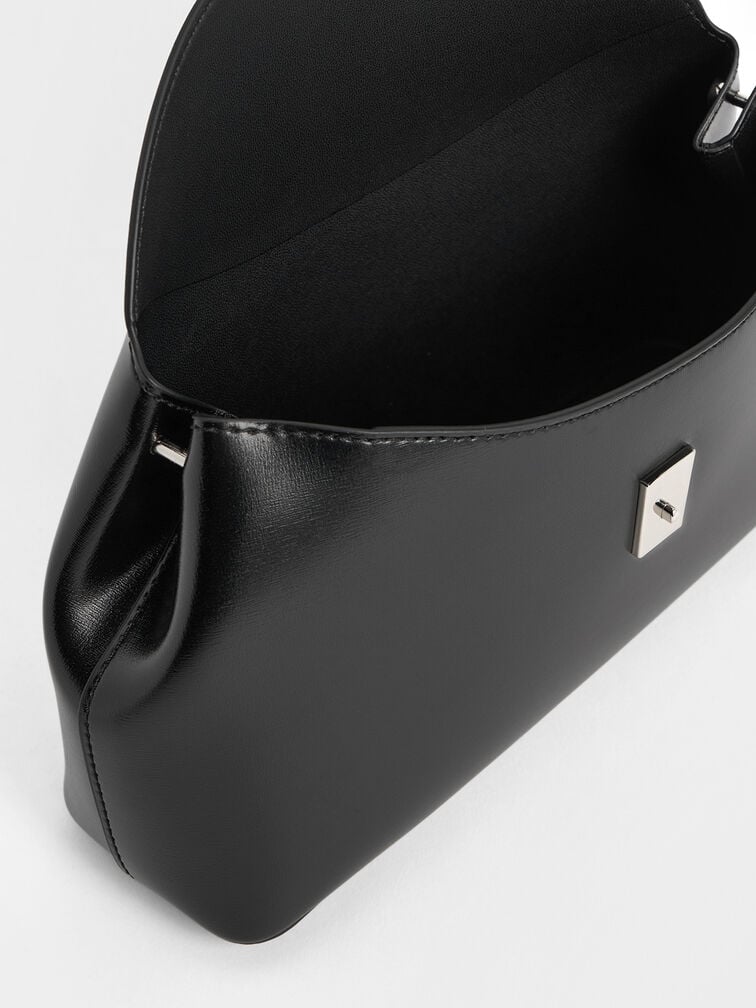 حقيبة كتف ويستريا مزينة بحلية معدنية, أسود كلاسيكي, hi-res