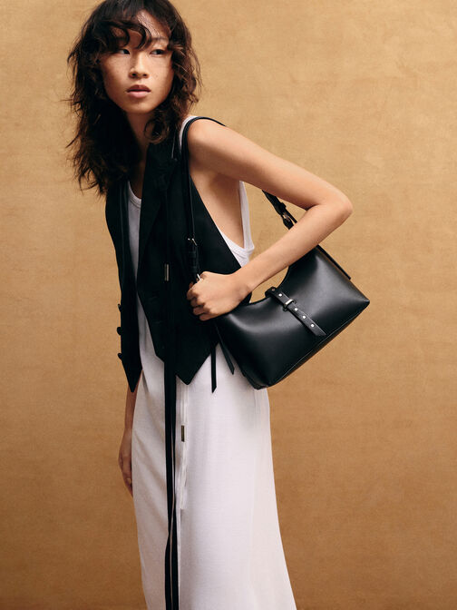 شنطة كتف لارك مزينة بحزام, أسود كلاسيكي, hi-res