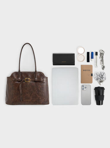 شنطة توت فيكتوريا مزينة بحزام, بني مطفي, hi-res