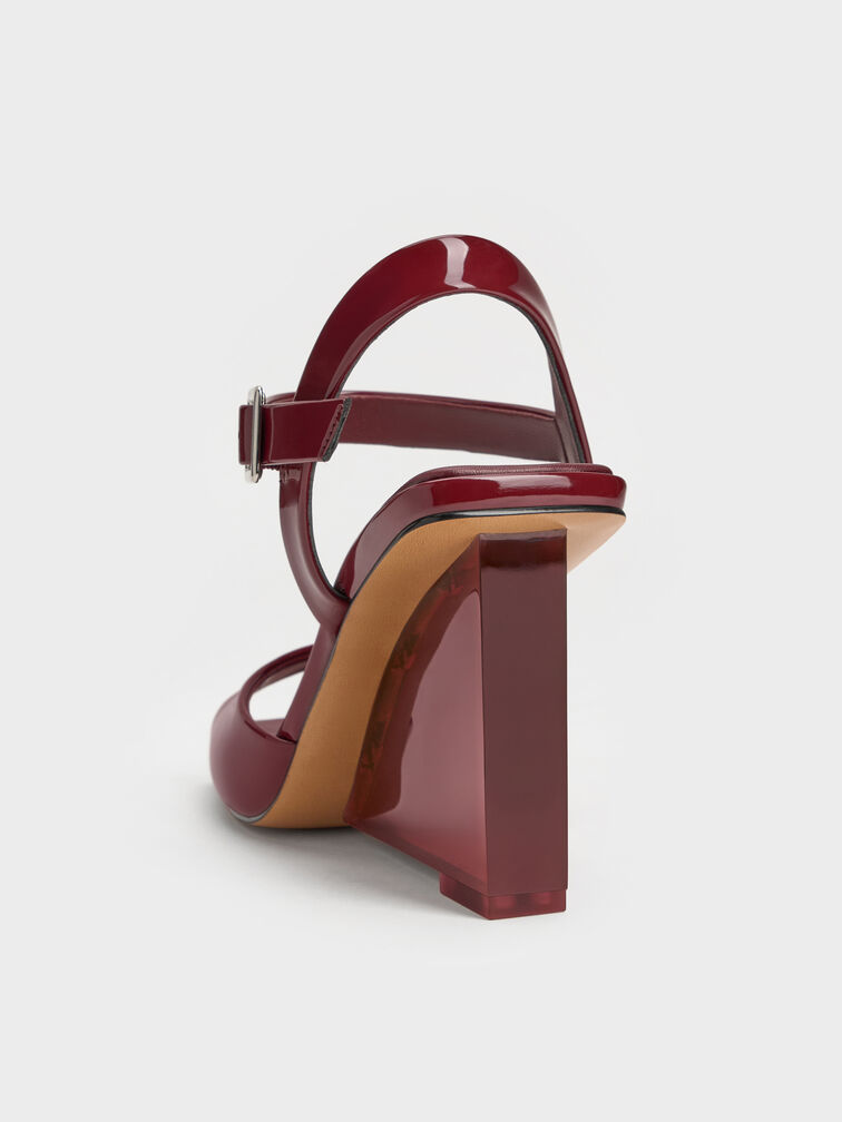 حذاء من الجلد اللامع بكعب ويدج, برغندي, hi-res