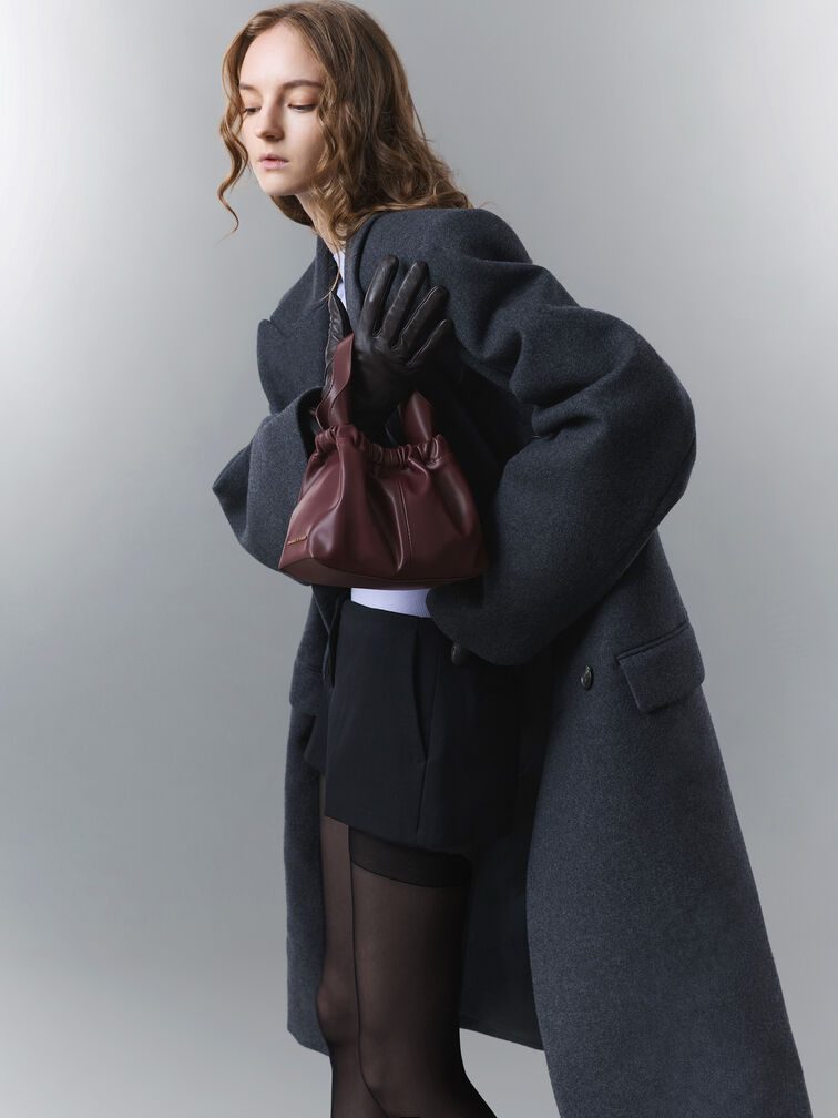 حقيبة آلي فضفاضة مكشكشة بمقبض سلسلة, أحمر توتي فاخر, hi-res