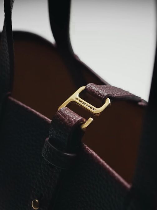 شنطة دلو بريل بجلد معاد تدويره بيد مزدوجة, أحمر توتي فاخر, hi-res