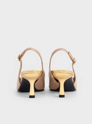 حذاء مفتوح من الخلف بكعب القطة الكلاسيكي ولمعة معدنية, لون البشرة الطبيعي, hi-res