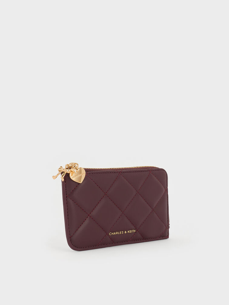 محفظة "آرييتي" مبطنة بتطريز ومزود بقطعة جمالية على شكل قلب وفيونكة بسحاب إغلاق بطول المحفظة, أحمر توتي فاخر, hi-res