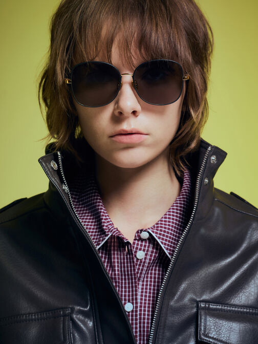 Ivette Butterfly Sunglasses, Black, hi-res