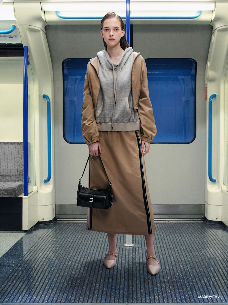 شنطة كتف بريانا بحزام, أسود كلاسيكي, hi-res