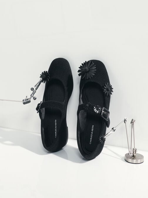 حذاء ماري جينز بتصميم مميز مزين بتشارمز ورود بولي, أسود خشن, hi-res