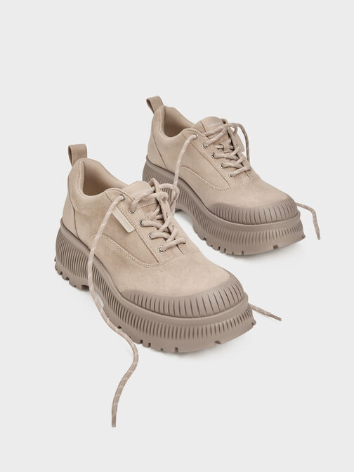 حذاء سنيكرز بلاتفورم بنعل مخطط من شامواه صناعي دارا, بيج, hi-res